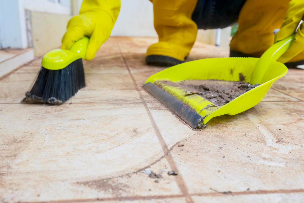 Post-construction cleaning service